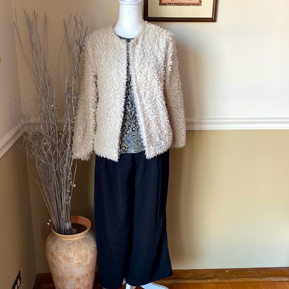 Zara Wide Leg Crop Pants - Women’s Black - Picture 1 of 7